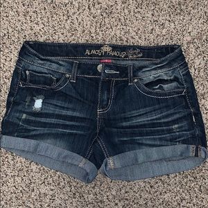 Juniors size 7 jean short